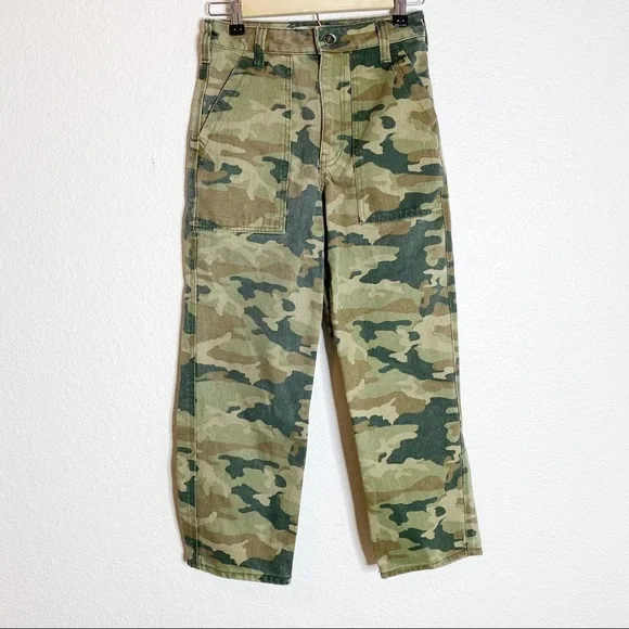 Free People- High Rise Remy Camo Crop Jeans 24 - Picture 2 of 8